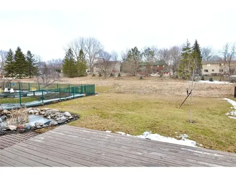 10413 Spyglass Drive Eden Prairie MN 55347
