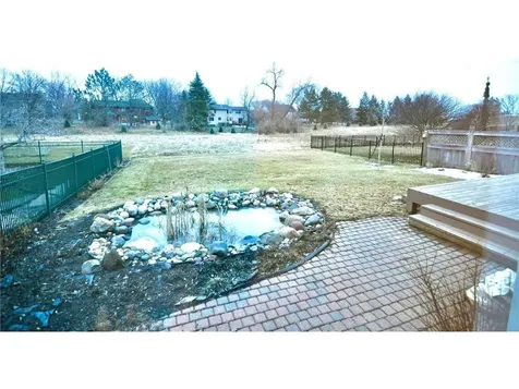 10413 Spyglass Drive Eden Prairie MN 55347