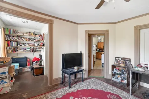 867 Aurora Avenue Saint Paul MN 55104
