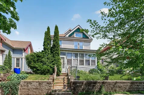 867 Aurora Avenue Saint Paul MN 55104