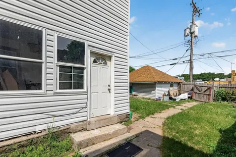 867 Aurora Avenue Saint Paul MN 55104