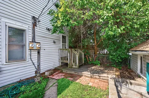 867 Aurora Avenue Saint Paul MN 55104