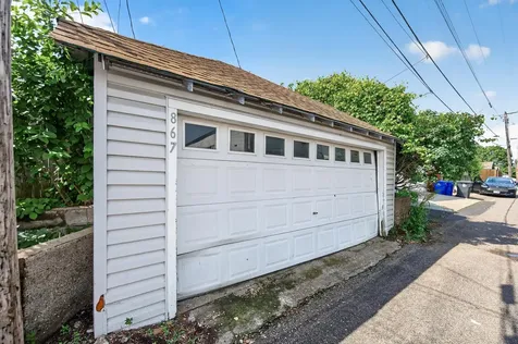 867 Aurora Avenue Saint Paul MN 55104