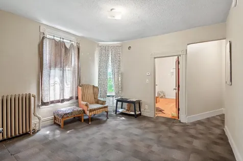 867 Aurora Avenue Saint Paul MN 55104