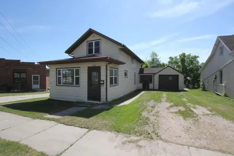 302 Riverside Avenue Thief River Falls MN 56701
