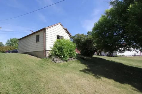 302 Riverside Avenue Thief River Falls MN 56701