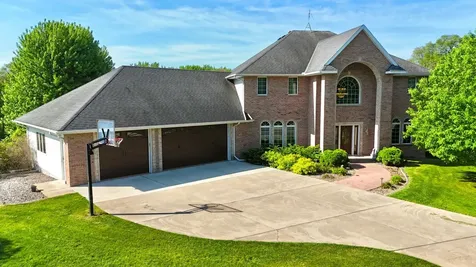 1908 25th Street S Saint Cloud MN 56301