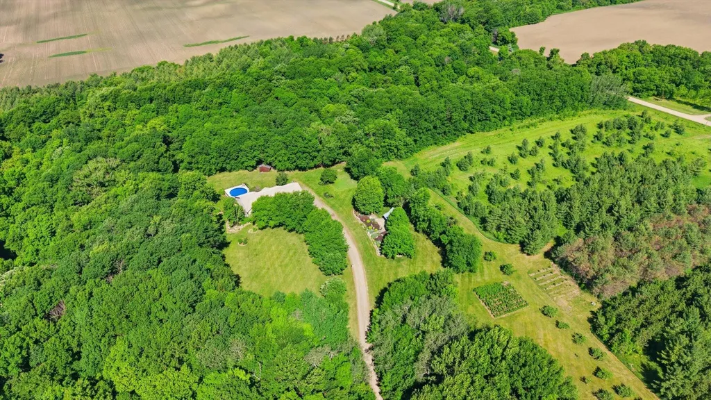 1665 County Road 5 SW Howard Lake MN 55349