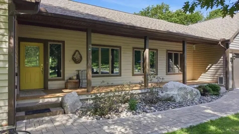 1665 County Road 5 SW Howard Lake MN 55349
