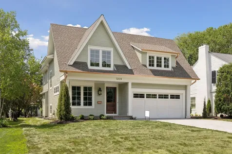 5224 Oaklawn Avenue Edina MN 55424