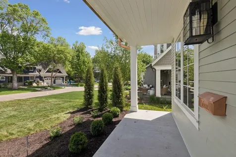 5224 Oaklawn Avenue Edina MN 55424