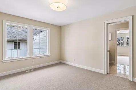 5224 Oaklawn Avenue Edina MN 55424
