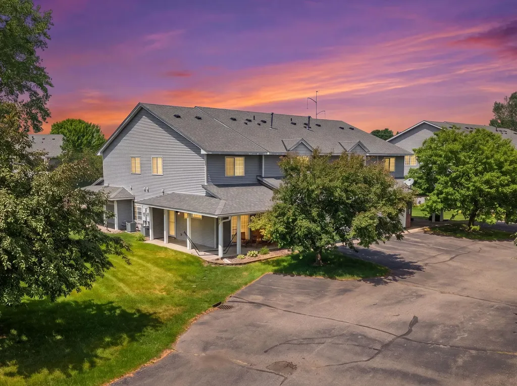 684 Oak Lane Lino Lakes MN 55014