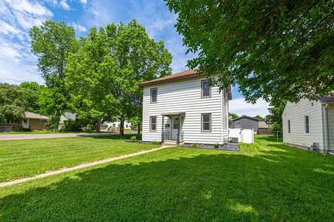 721 Chatham Street Saint Peter MN 56082