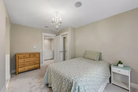 2975 Klondike Avenue N Lake Elmo MN 55042