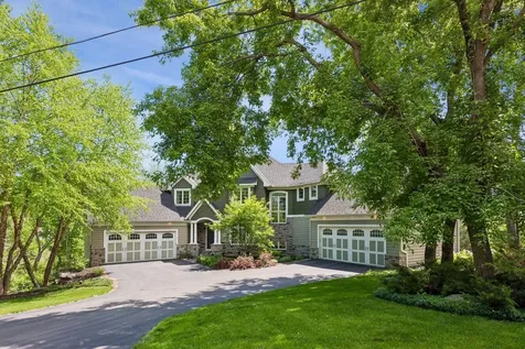 2975 Klondike Avenue N Lake Elmo MN 55042