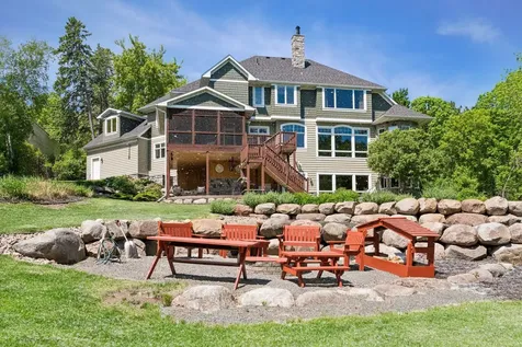 2975 Klondike Avenue N Lake Elmo MN 55042