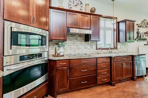 5827 Silverleaf Drive S Fargo ND 58104