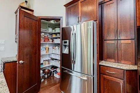 5827 Silverleaf Drive S Fargo ND 58104