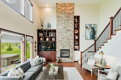 5827 Silverleaf Drive S Fargo ND 58104