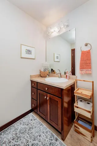 5827 Silverleaf Drive S Fargo ND 58104