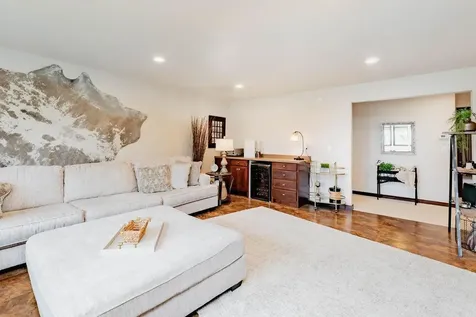 5827 Silverleaf Drive S Fargo ND 58104