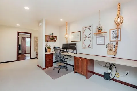 5827 Silverleaf Drive S Fargo ND 58104