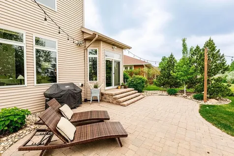 5827 Silverleaf Drive S Fargo ND 58104