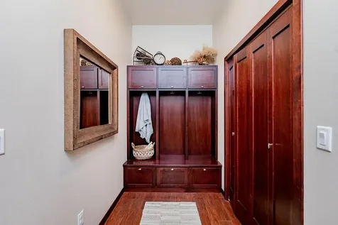 5827 Silverleaf Drive S Fargo ND 58104