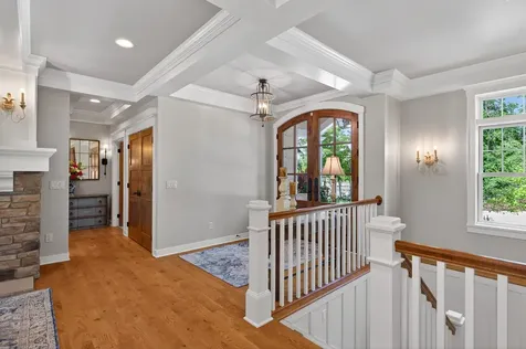 94 Neptune Street Mahtomedi MN 55115