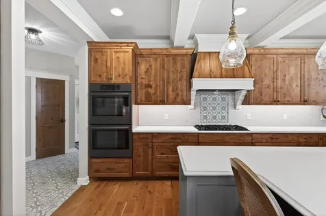 94 Neptune Street Mahtomedi MN 55115