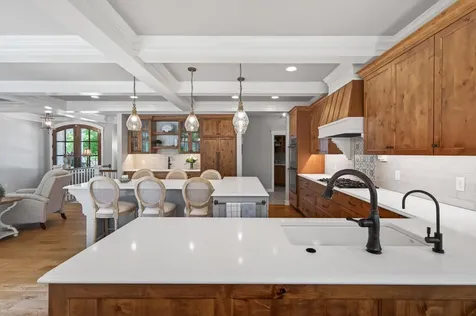 94 Neptune Street Mahtomedi MN 55115