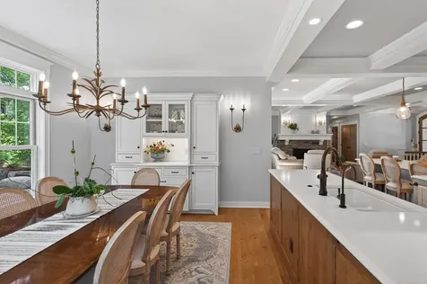 94 Neptune Street Mahtomedi MN 55115