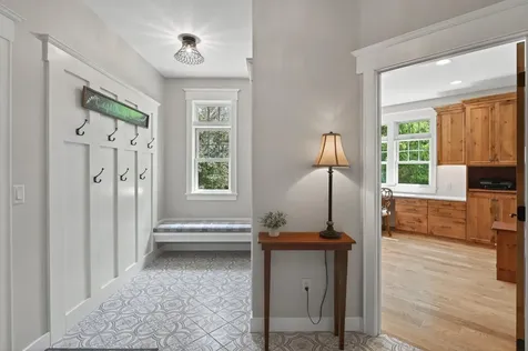 94 Neptune Street Mahtomedi MN 55115
