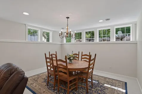 94 Neptune Street Mahtomedi MN 55115