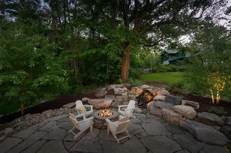 94 Neptune Street Mahtomedi MN 55115