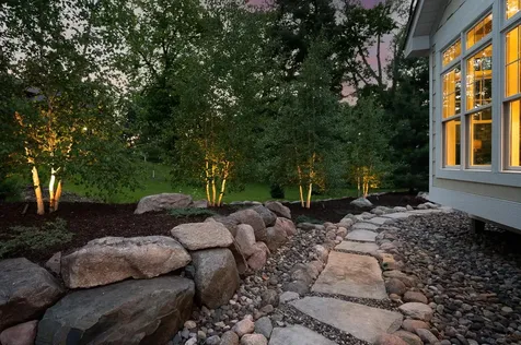 94 Neptune Street Mahtomedi MN 55115
