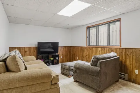1907 29th Avenue S Fargo ND 58103
