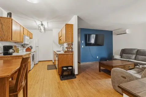 1907 29th Avenue S Fargo ND 58103