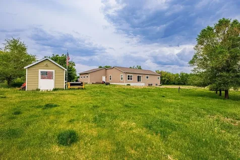 768 6th Avenue Walcott ND 58077