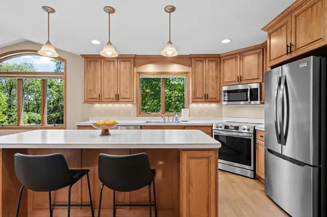 12852 Essex Way Apple Valley MN 55124