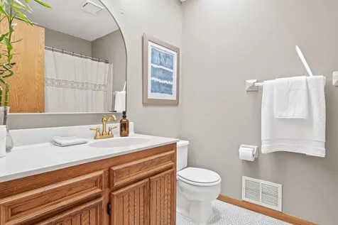 12852 Essex Way Apple Valley MN 55124