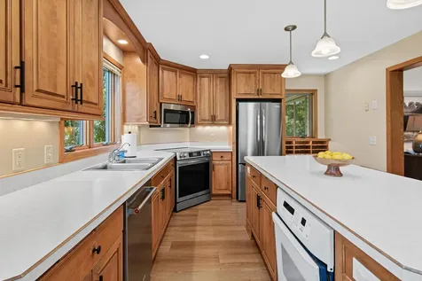 12852 Essex Way Apple Valley MN 55124