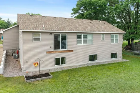 40219 Golden Way North Branch MN 55056
