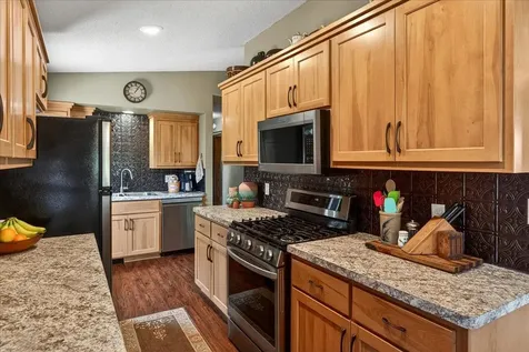 8625 Burr Oak Lane Maple Plain MN 55359
