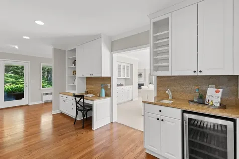7011 Willow Creek Road Eden Prairie MN 55344