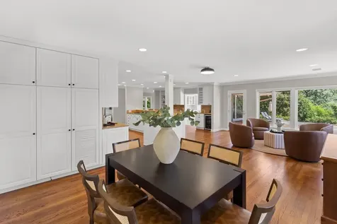 7011 Willow Creek Road Eden Prairie MN 55344