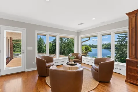 7011 Willow Creek Road Eden Prairie MN 55344