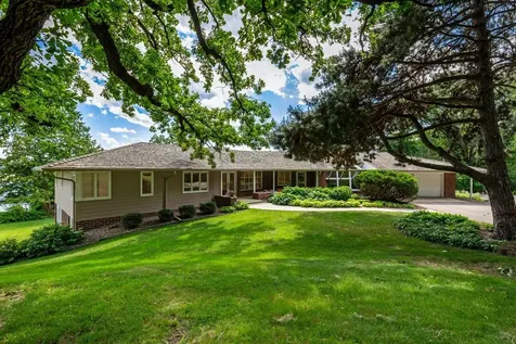 7011 Willow Creek Road Eden Prairie MN 55344