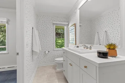 7011 Willow Creek Road Eden Prairie MN 55344